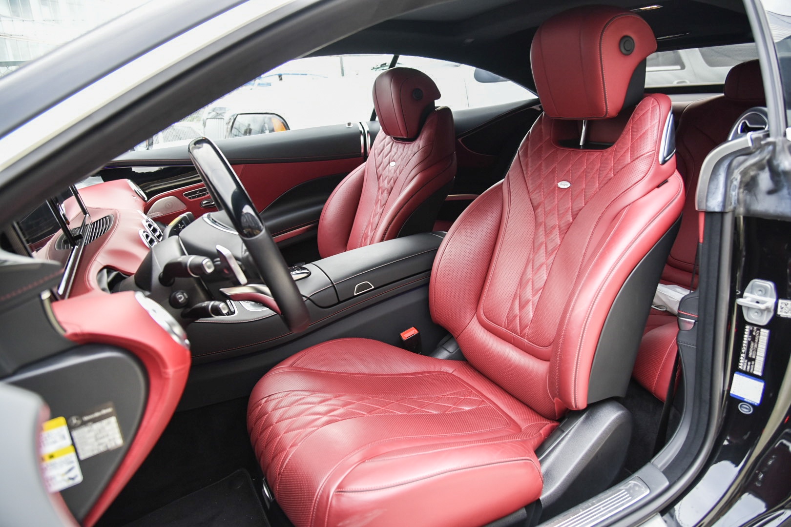 メルセデスベンツS550クーペedition1本革シート