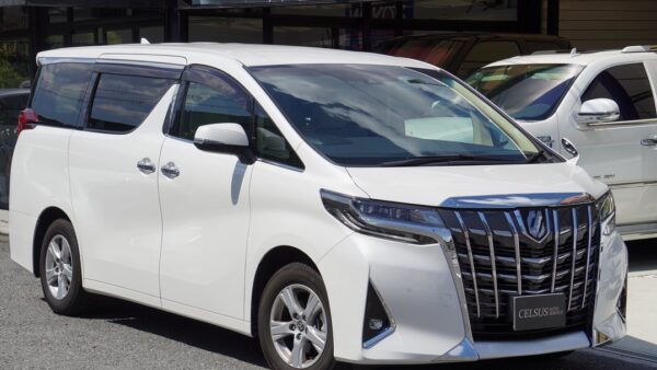 【トヨタ・アルファード】入庫いたしました！（中古車販売）