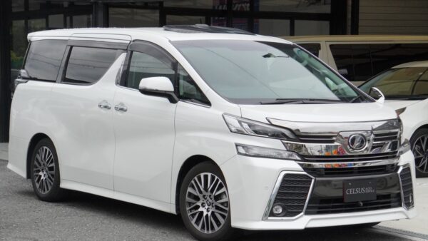 【トヨタ・ヴェルファイア 2.5ZG】御成約頂き有難う御座います！（中古車販売）