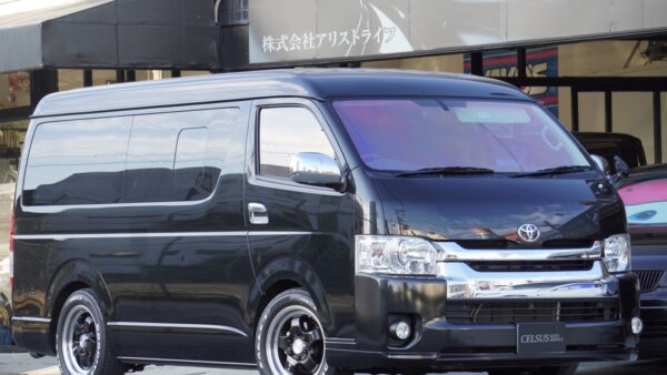 【トヨタ・ハイエース ワゴン2.7GL ミドルルーフ】入庫いたしました！（中古車販売）