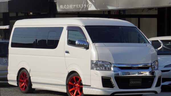 【トヨタ・ハイエース ワゴン2.7GLロング ミドルルーフ 4WD】入庫いたしました！（中古車販売）