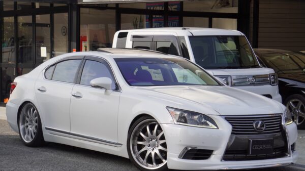 【レクサス・LS460】整備入庫いたしました！（点検整備・車検整備）