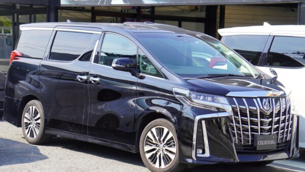 【トヨタ・アルファード】買取させて頂きました！（中古車買取・中古車売却）
