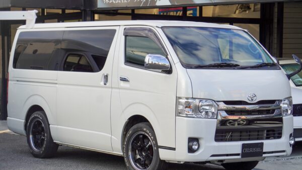 【トヨタ・ハイエース】ご成約有難う御座いました！（中古車販売）