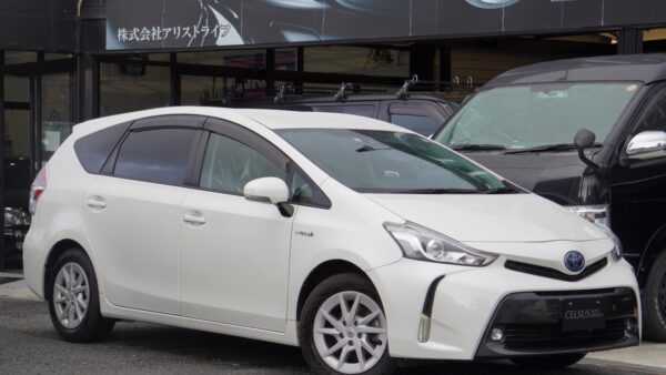 【トヨタ・プリウスα 1.8S】入庫いたしました！（中古車販売）