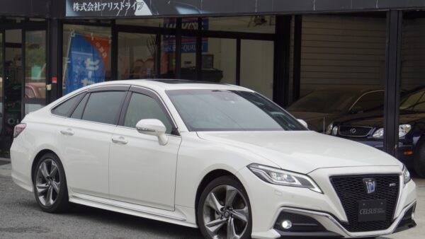 【トヨタ・クラウン ハイブリッド RSアドバンス】ご成約頂き有難う御座いました！（中古車販売）