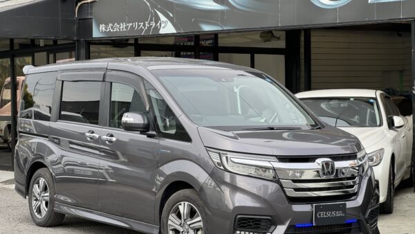 【ホンダ・ステップワゴン】車検入庫いたしました！（点検整備・車検整備）