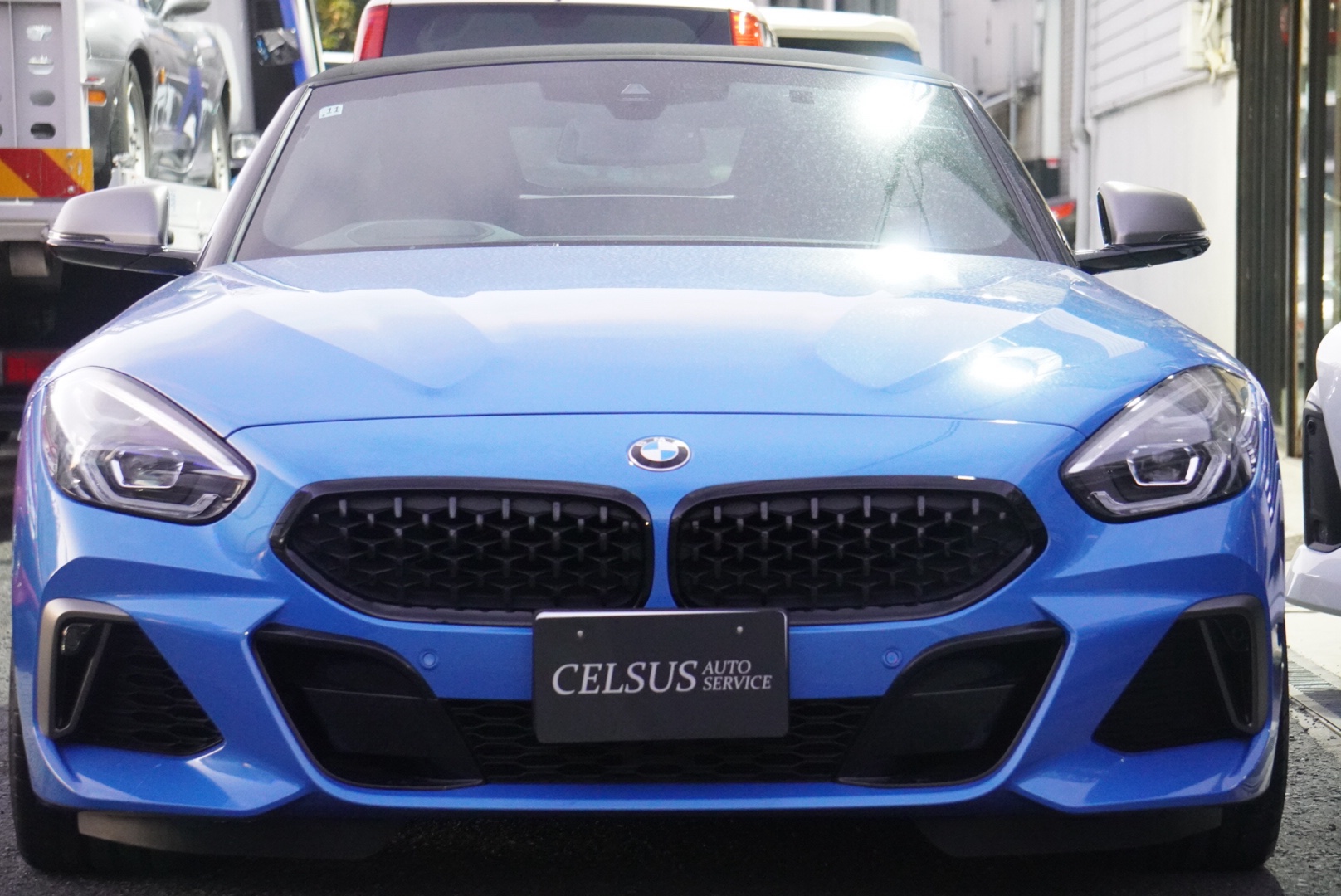 【中古車販売】BMW・Z4 M40i　正面画像