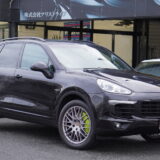 【中古車販売】ポルシェ・カイエン S Eハイブリッド ティプトロニックS　メイン画像