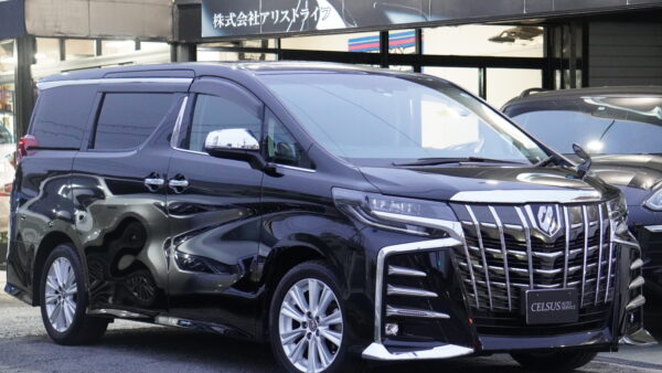 【トヨタ・アルファード 2.5 S】入庫いたしました！（中古車販売）