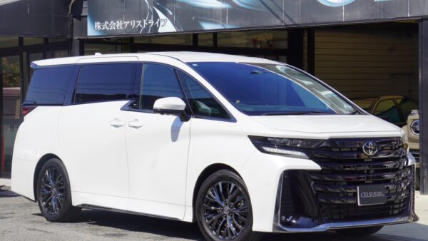 【トヨタ・ヴェルファイア 2.4Zプレミア】入庫いたしました！（中古車販売）