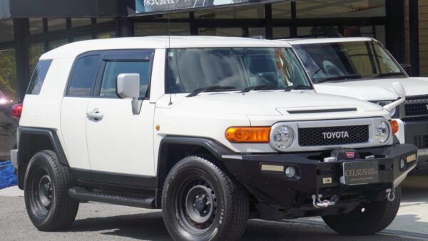 【トヨタ・FJクルーザー】ご成約有難う御座います！（中古車販売）